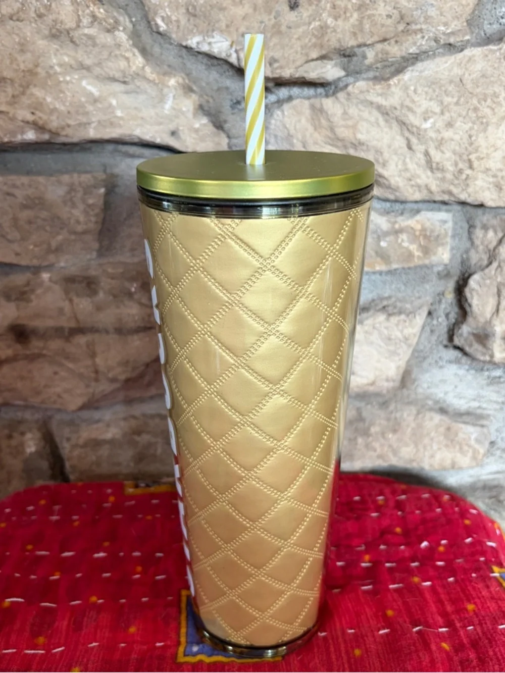 NWT Starbucks Holiday 2024 Metallic Gold Quilted Venti Tumbler 24oz 710mL